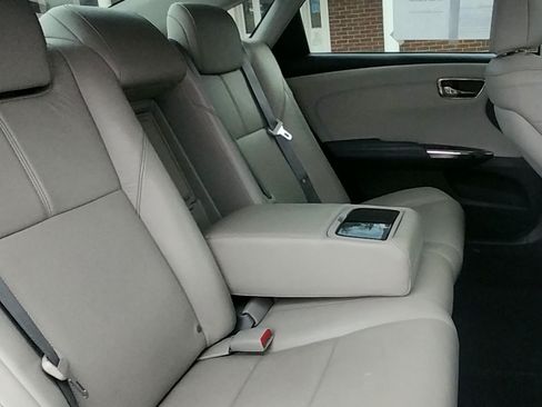 Used 2013 Toyota Avalon Limited image 21