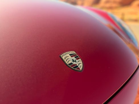 Used 2014 Porsche Cayenne GTS AWD/4WD image 9