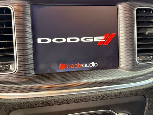 Used 2017 Dodge Charger R/T Scat Pack image 10