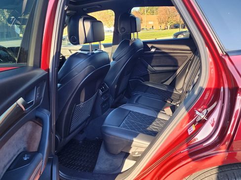 Used 2019 Audi SQ5 Prestige image 27