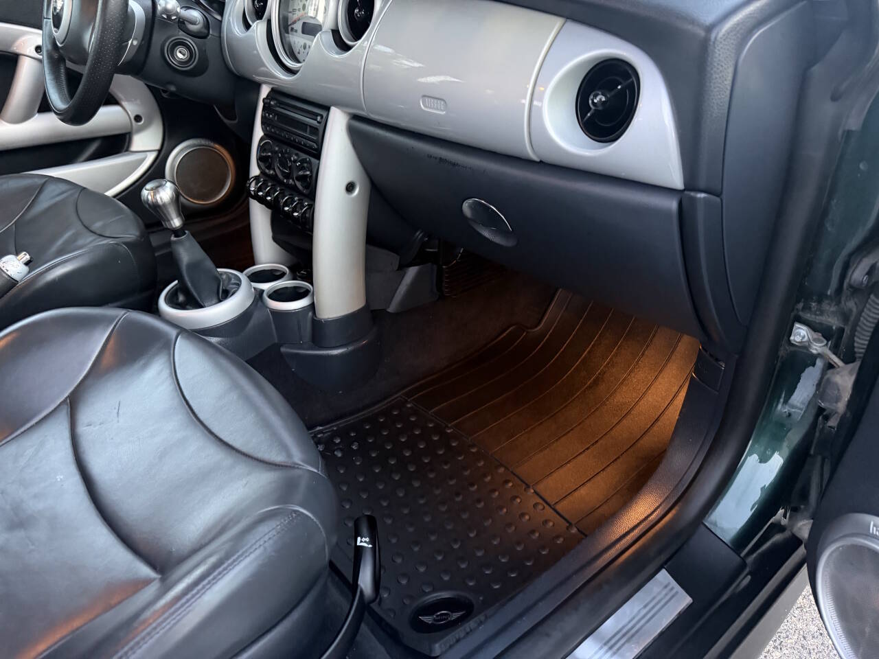 Used 2003 MINI Cooper S 2-Door Hardtop FWD image 21