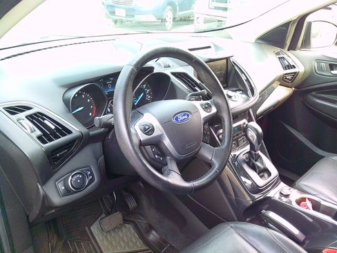 Used 2014 Ford Escape 4WD Titanium image 10