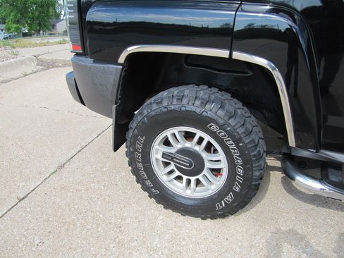 Used 2007 HUMMER H3 Luxury w/ APPEARANCE PACKAGE AWD/4WD image 13