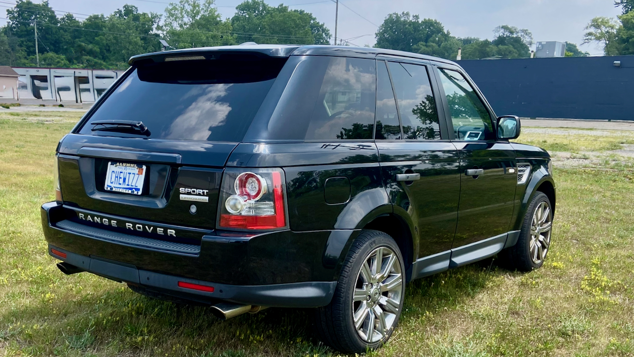 Used 2010 Land Rover Range Rover Sport Supercharged AWD/4WD image 45