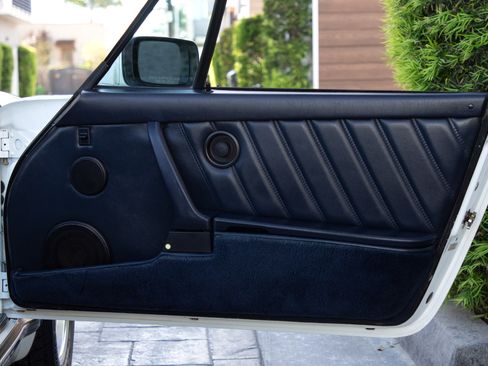 Used 1988 Porsche 911 Carrera image 25