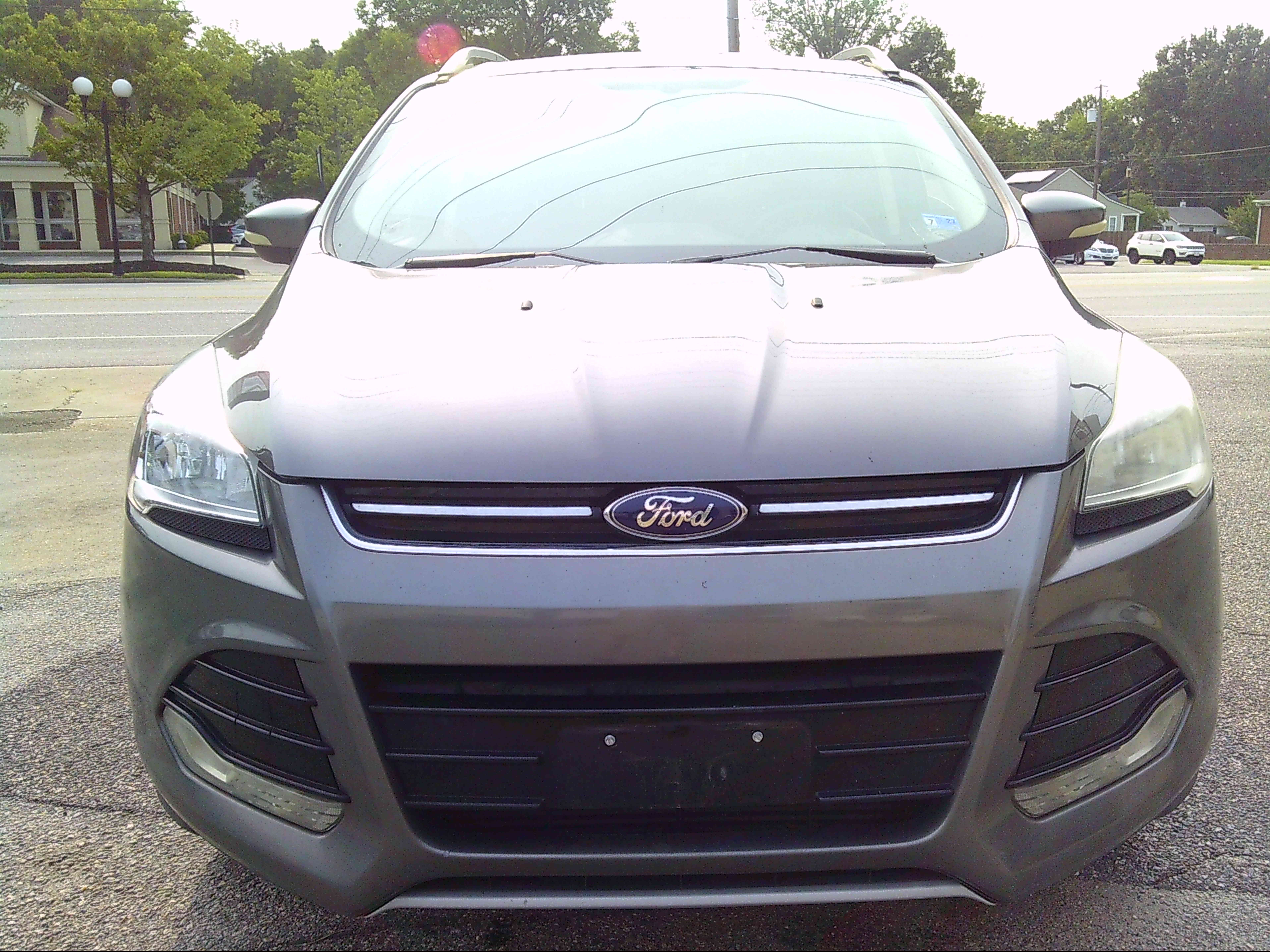 Used 2014 Ford Escape 4WD Titanium image 2