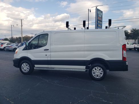 Used 2021 Ford Transit 250 image 2