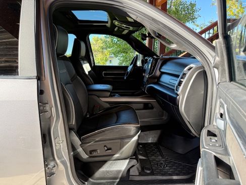 Used 2024 RAM 2500 Laramie image 22