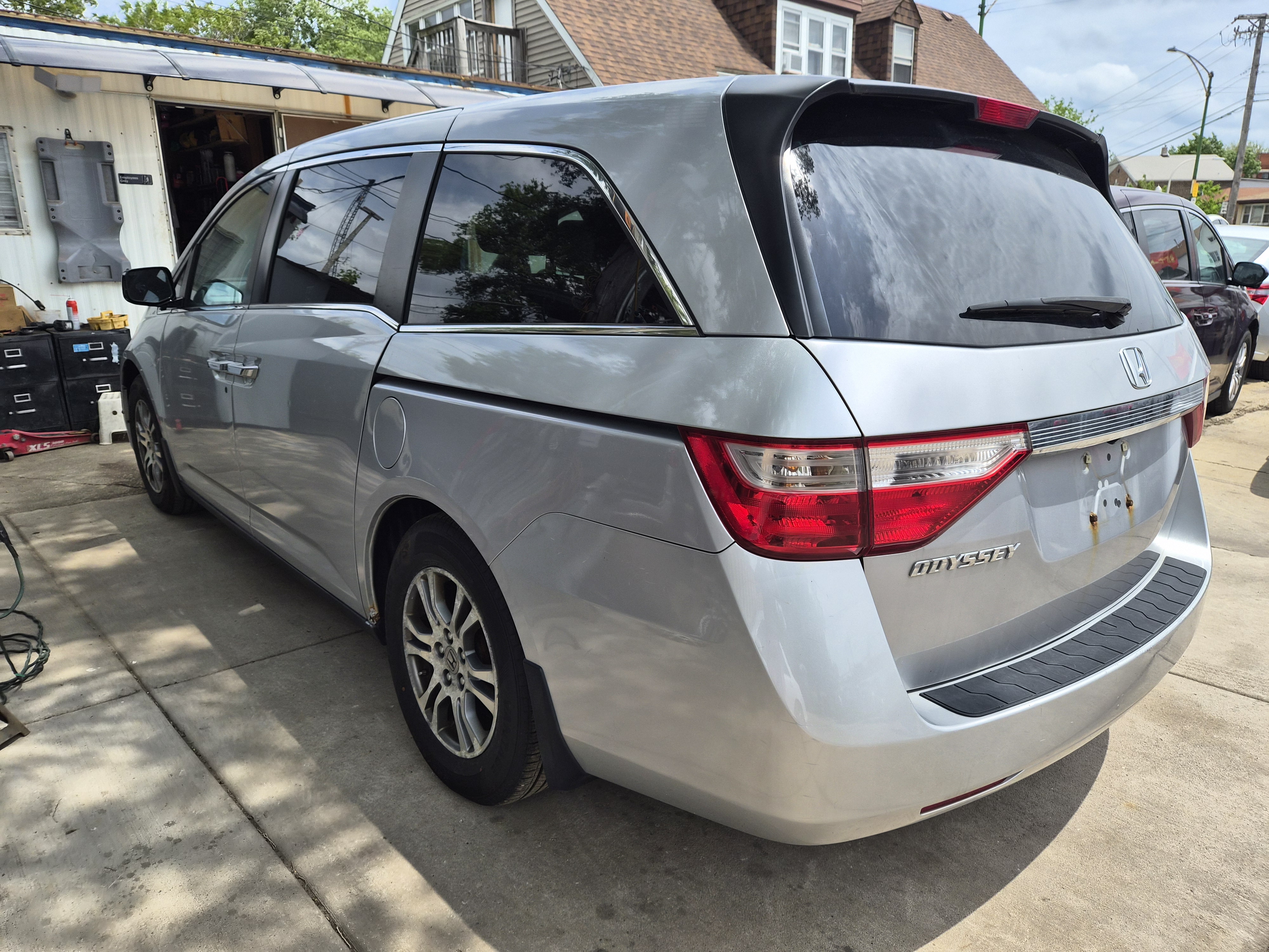 Used 2013 Honda Odyssey EX-L image 3