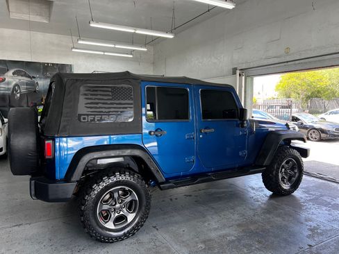 Used 2010 Jeep Wrangler Unlimited Sport image 7