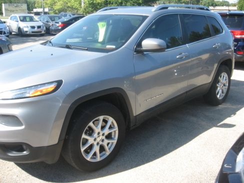 Used 2014 Jeep Cherokee Latitude image 1