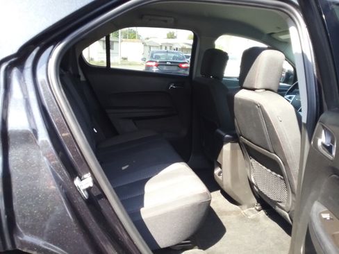 Used 2015 Chevrolet Equinox LT image 10