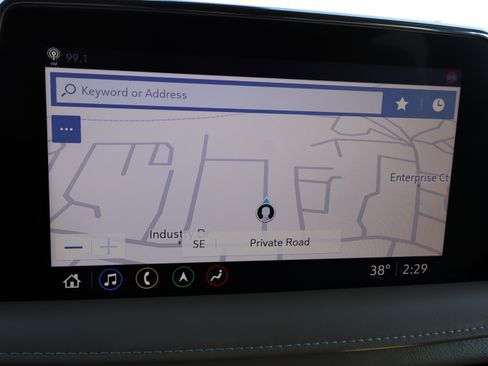 Used 2021 Chevrolet Suburban Premier image 31