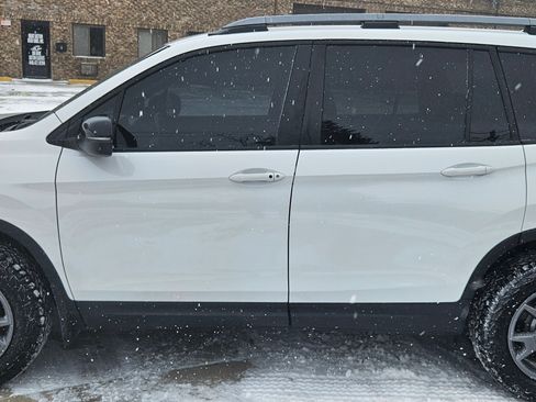 Used 2025 Honda Passport TrailSport image 8