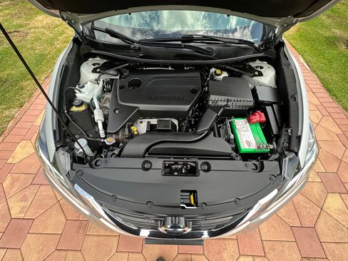 Used 2018 Nissan Altima 2.5 SV image 12