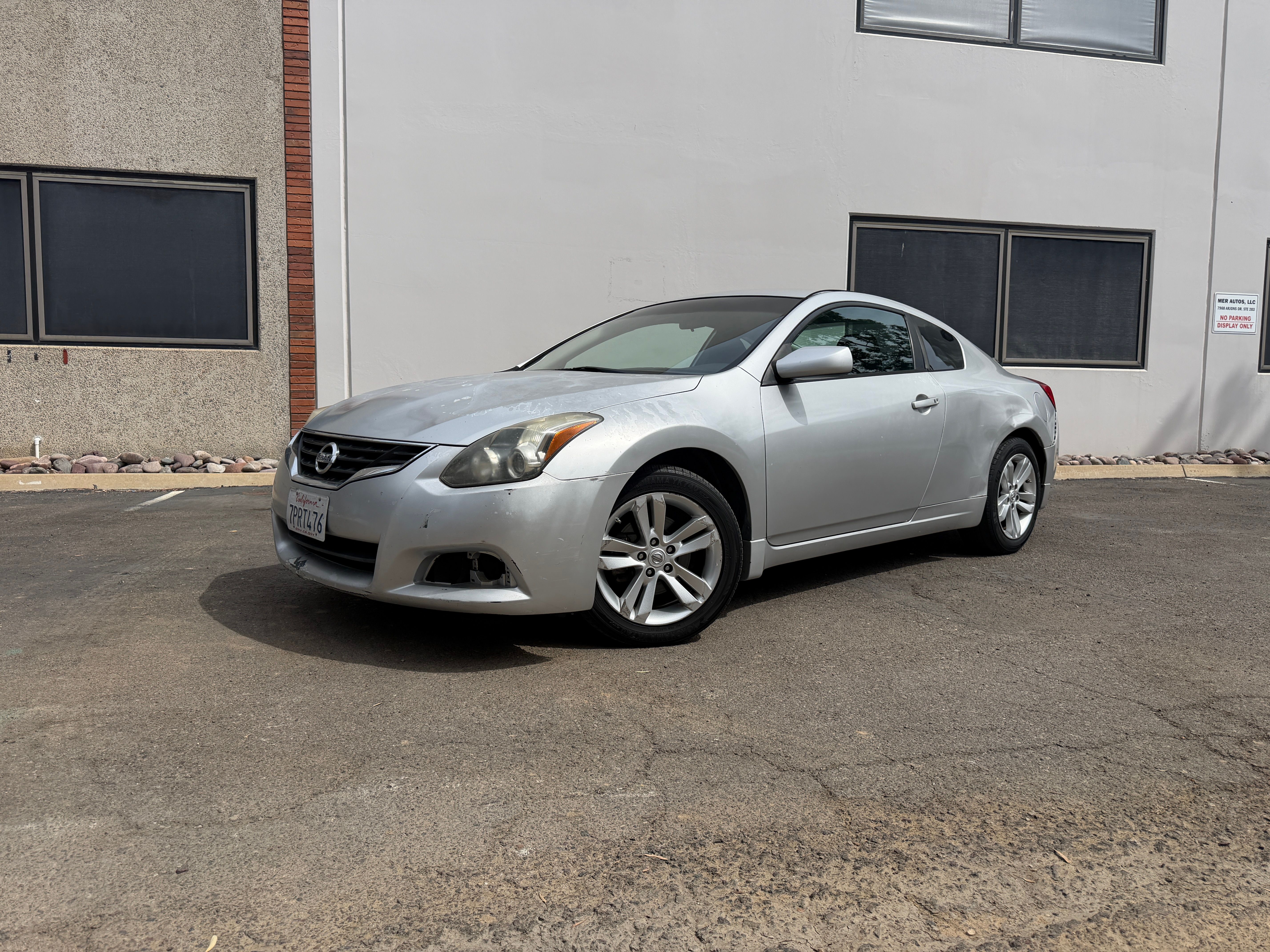 Used 2013 Nissan Altima 2.5 S Coupe FWD image 2