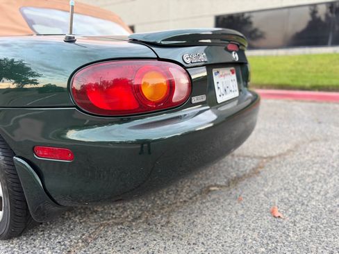 Used 1999 MAZDA MX-5 Miata M-Edition RWD image 29