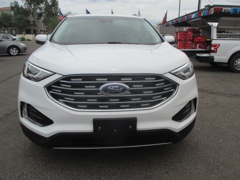 Used 2019 Ford Edge SEL Sport Utility 4D FWD image 17