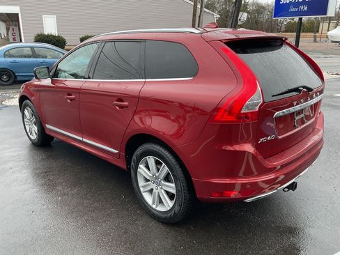 Used 2017 Volvo XC60 T5 Inscription image 9
