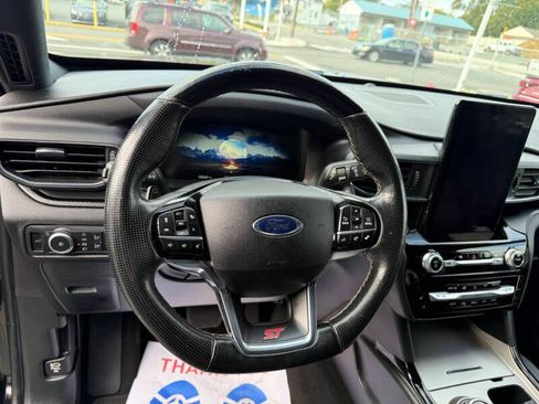 Used 2021 Ford Explorer ST image 11