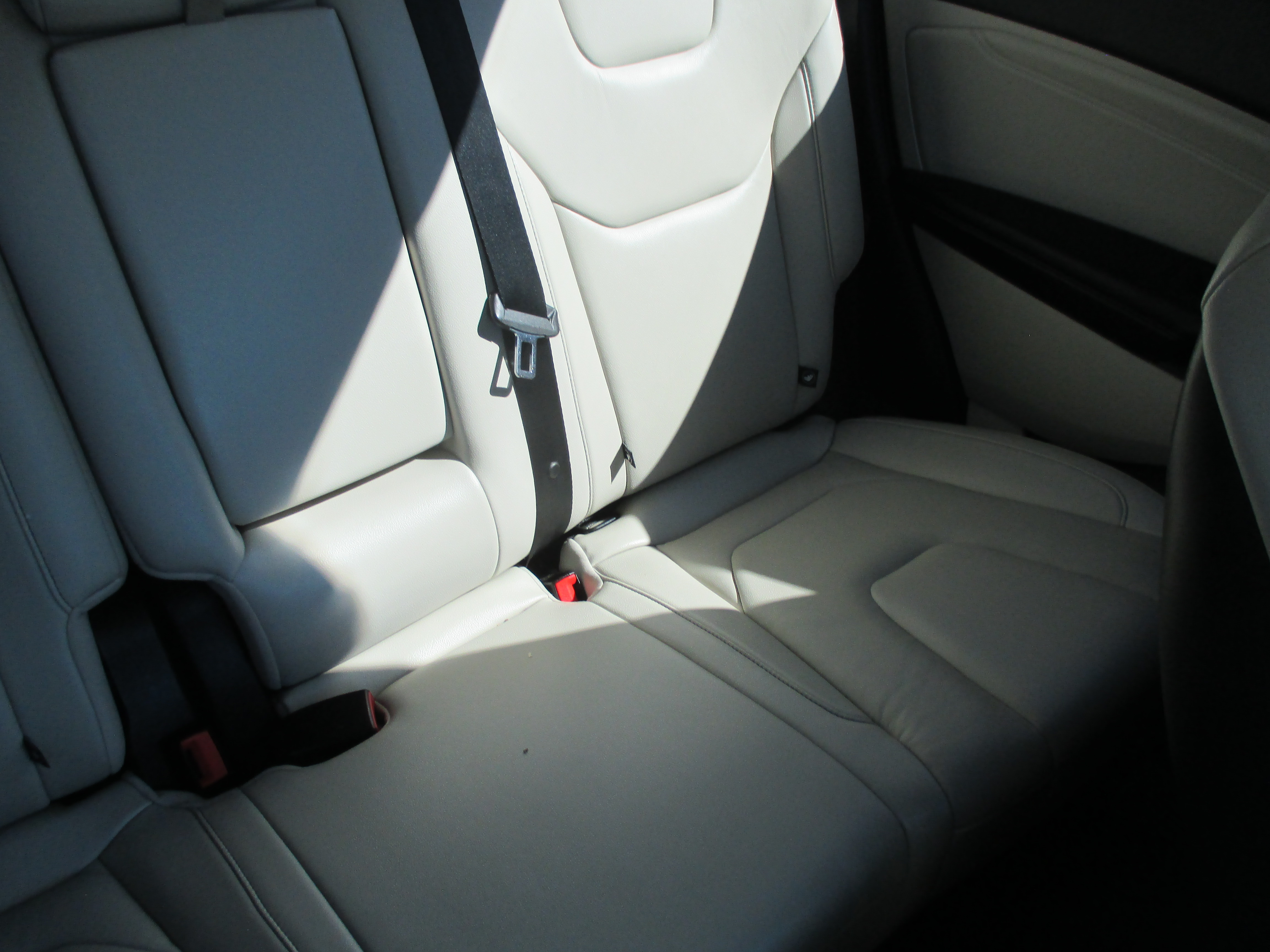 Used 2021 Ford Edge Titanium Sport Utility 4D AWD/4WD image 13