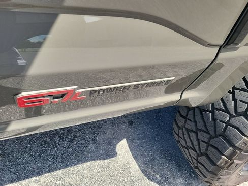 Used 2026 Ford F250 Lariat AWD/4WD image 11