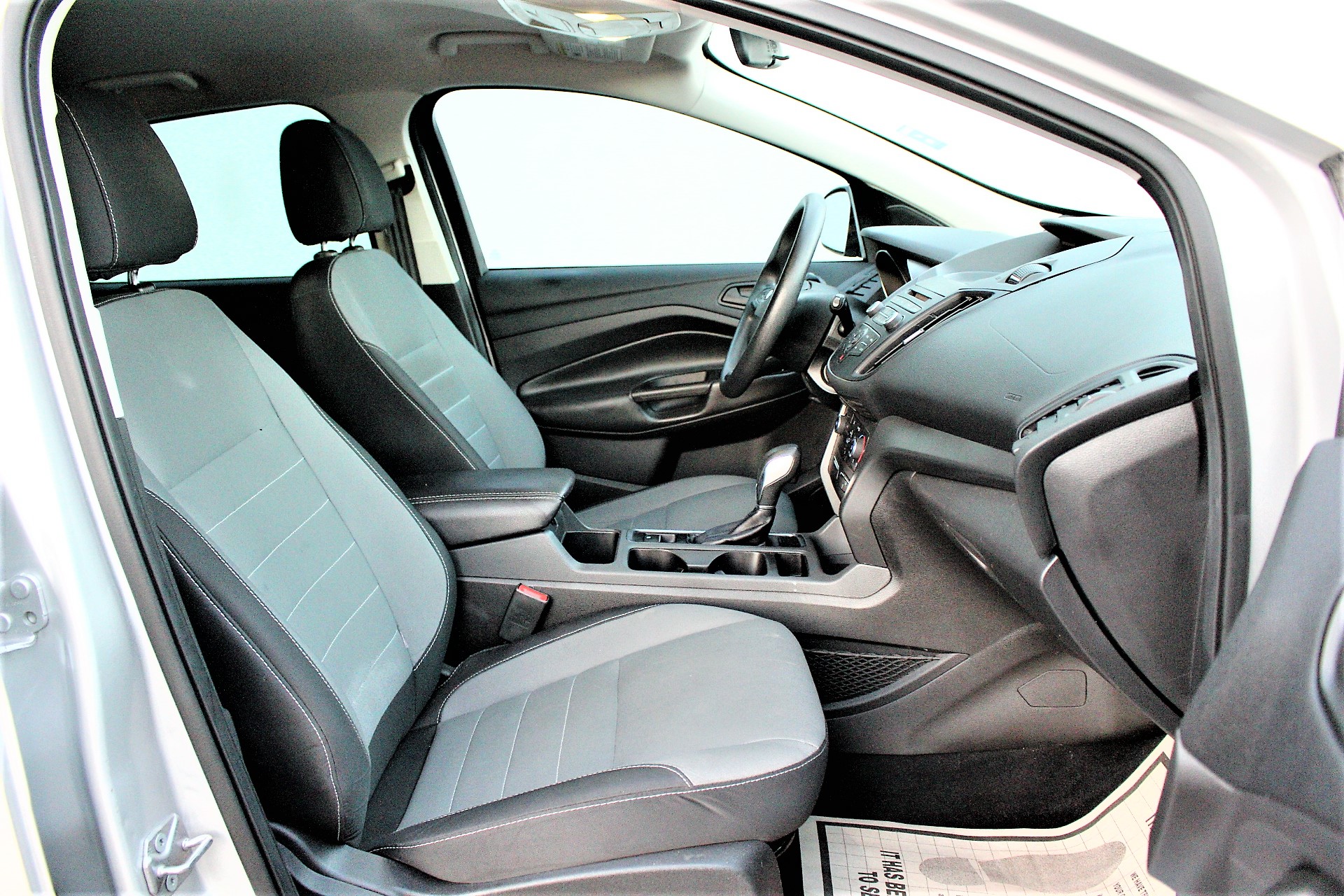 Used 2017 Ford Escape FWD S image 13