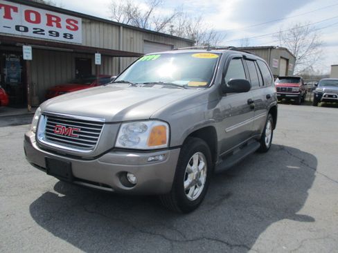 Used 2007 GMC Envoy SLE image 2