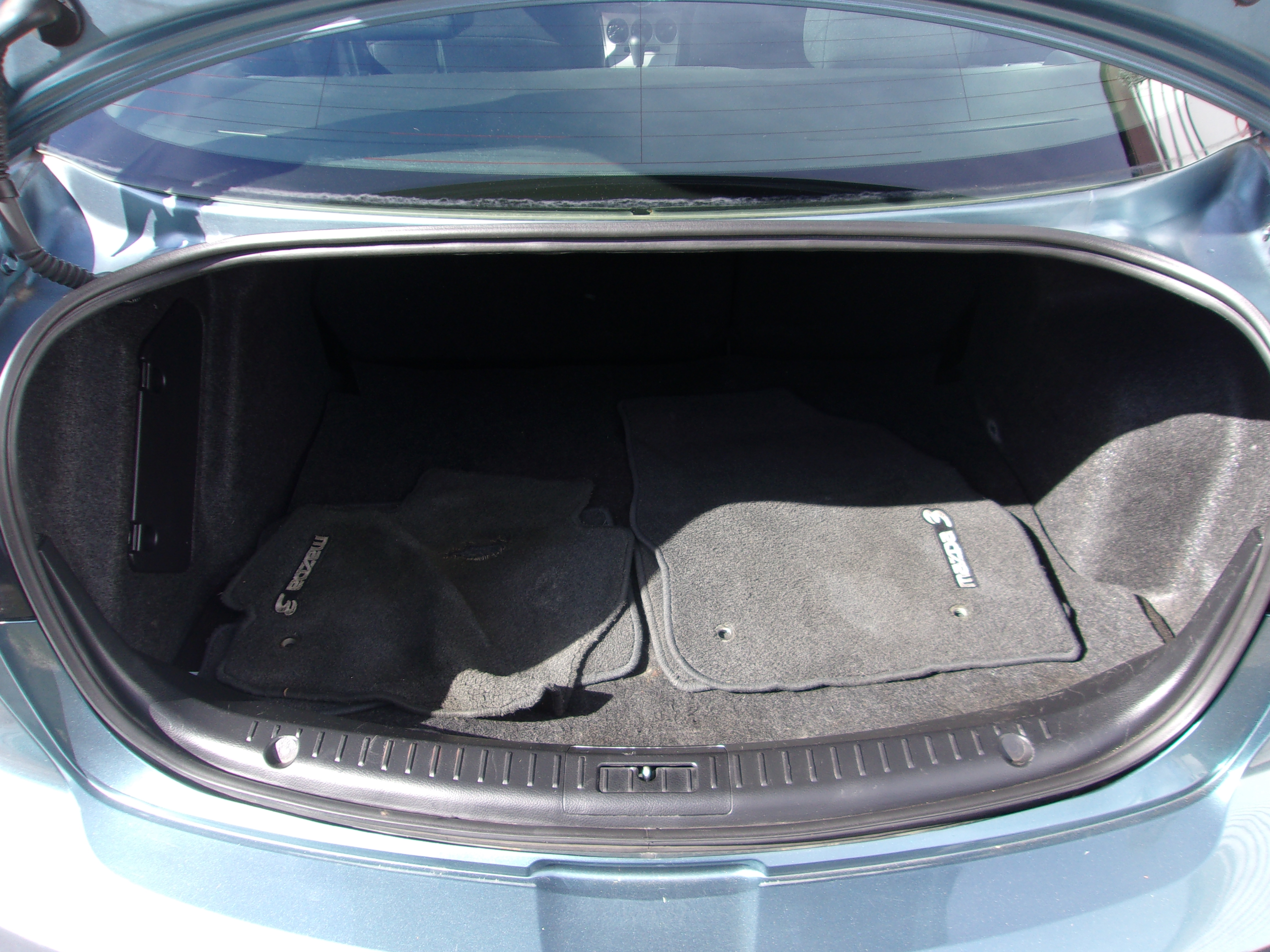 Used 2011 MAZDA MAZDA3 i Sport Sedan FWD image 7