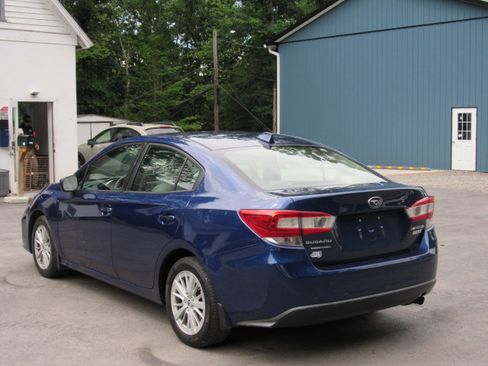 Used 2017 Subaru Impreza 2.0i Premium Sedan AWD/4WD image 5