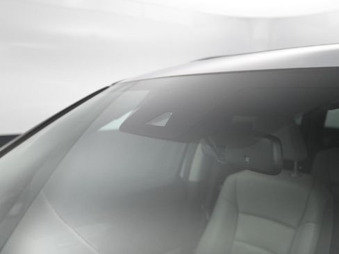 Used 2017 Honda Pilot Touring image 12