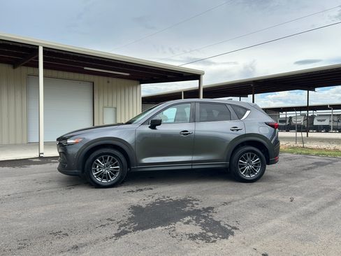 Used 2019 MAZDA CX-5 FWD Touring image 2