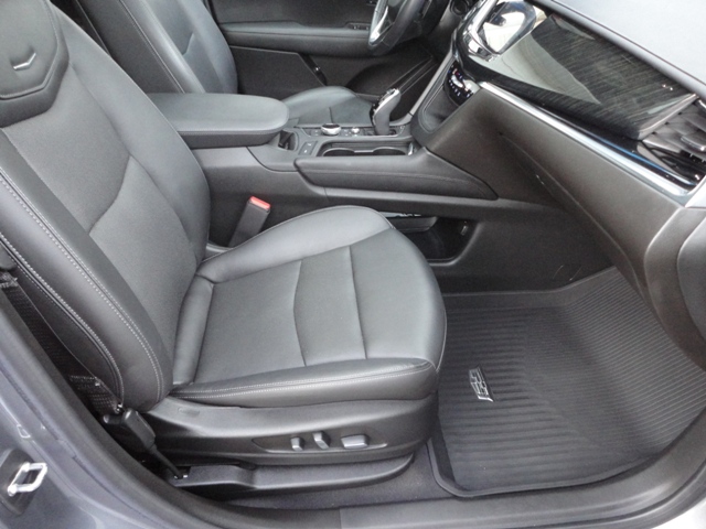 Used 2022 Cadillac XT6 AWD Premium Luxury image 28