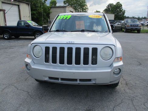 Used 2010 Jeep Patriot 4WD Sport image 3