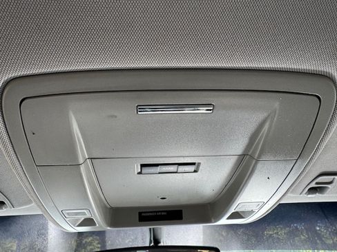 Used 2016 Chevrolet Silverado 1500 LT image 25