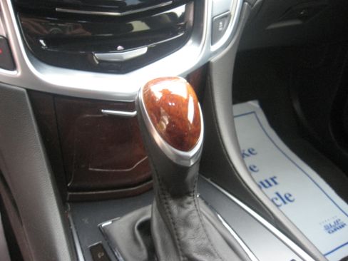 Used 2014 Cadillac SRX AWD Performance image 12