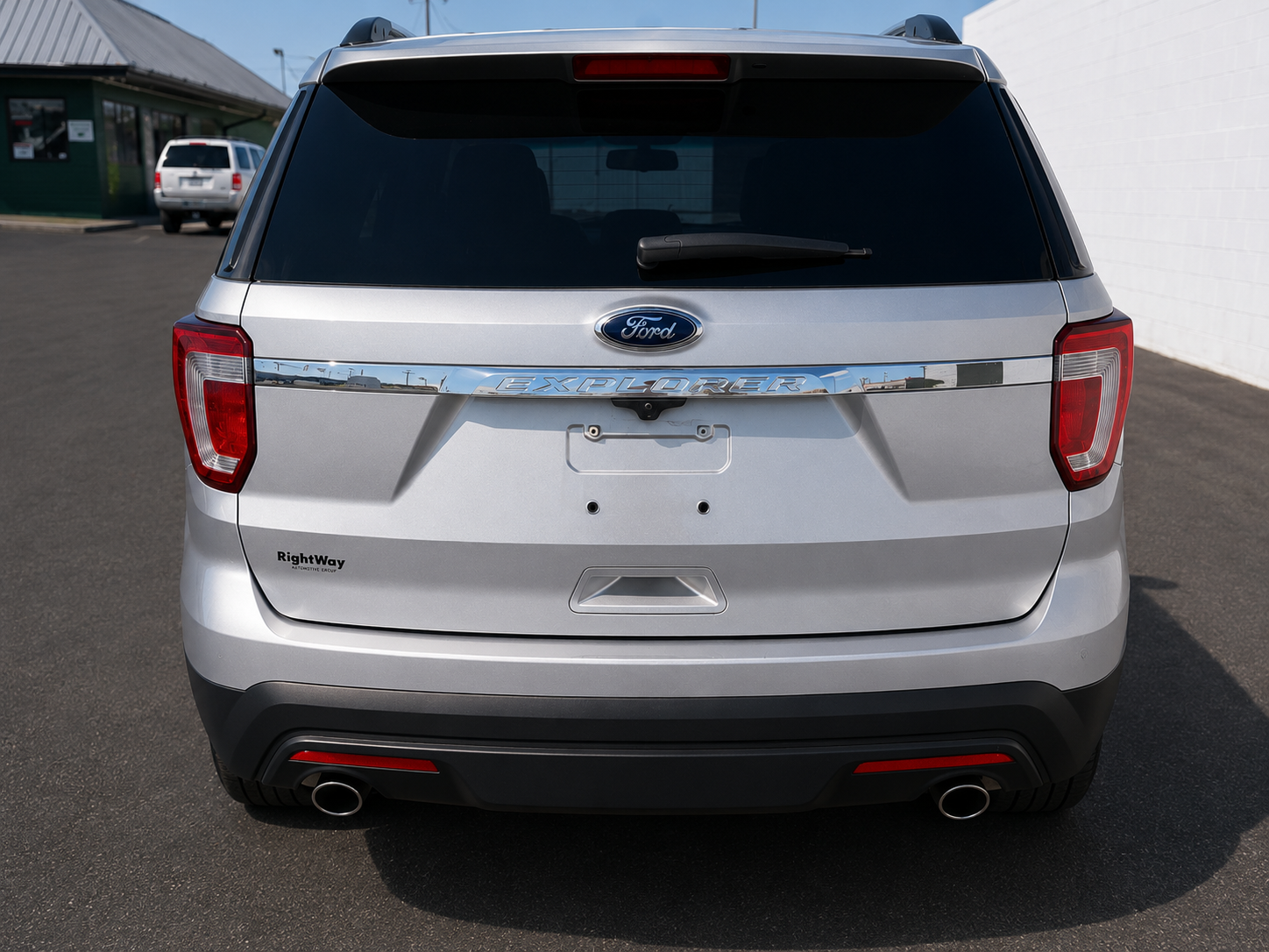 Used 2017 Ford Explorer XL FWD image 5