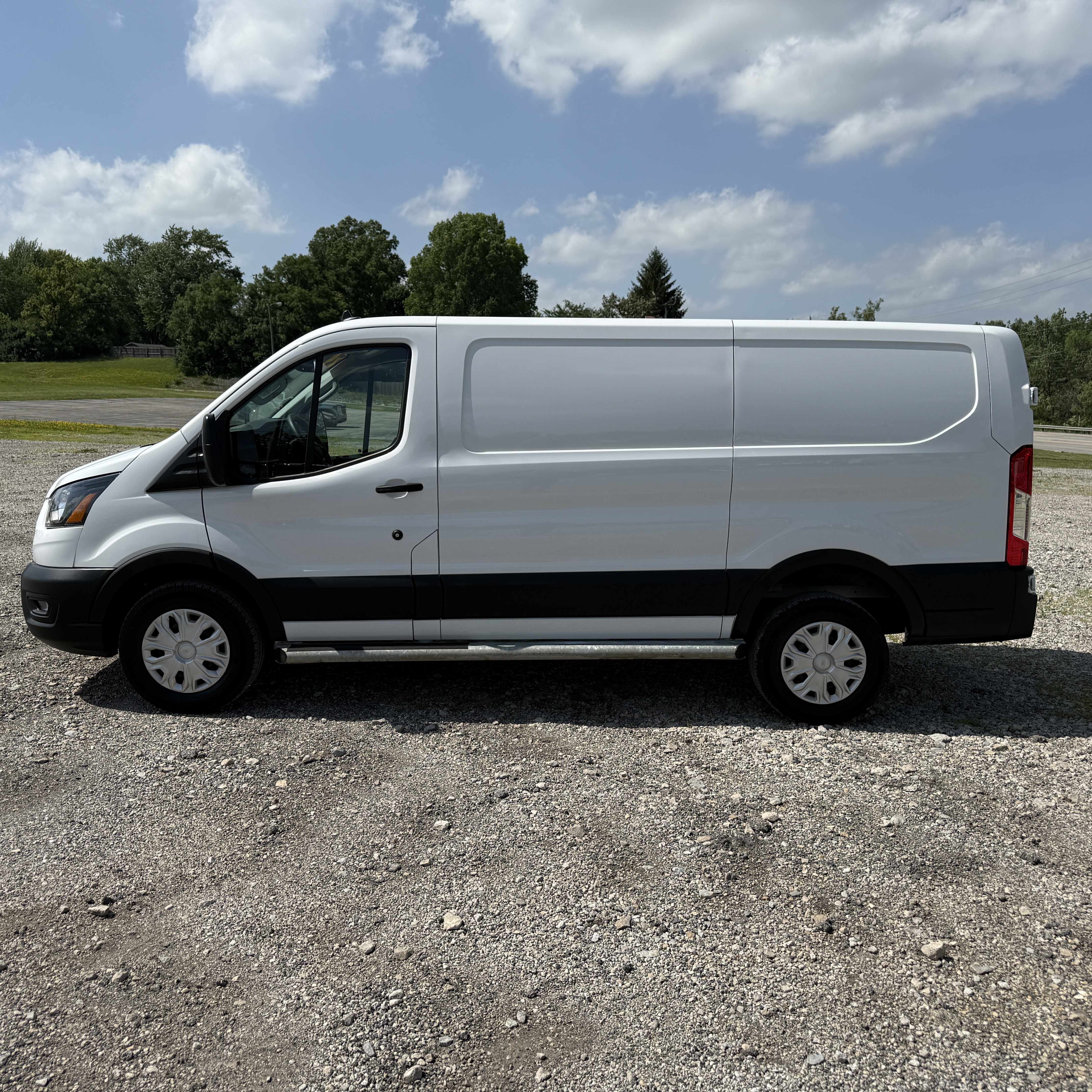 Used 2024 Ford Transit 250 Low Roof RWD image 6