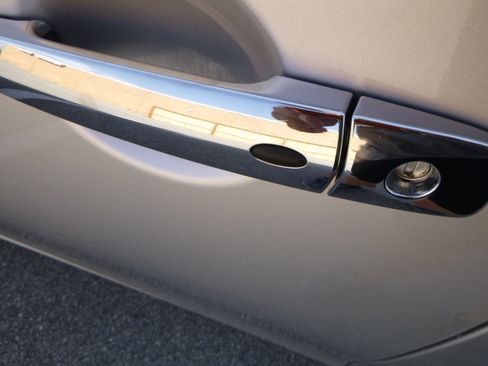 Used 2019 Nissan Sentra SV FWD image 11