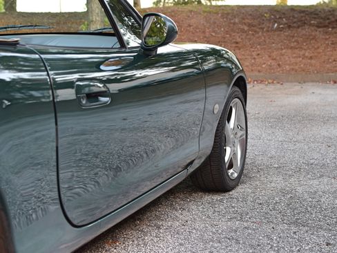 Used 2001 MAZDA MX-5 Miata SE image 22