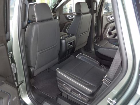 Used 2024 Chevrolet Tahoe Premier image 20