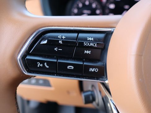 Used 2024 MAZDA CX-90 image 29