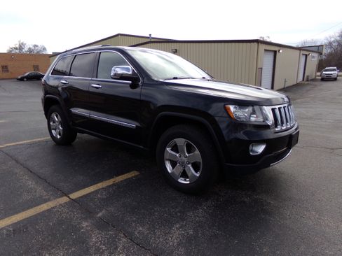 Used 2011 Jeep Grand Cherokee Limited image 7