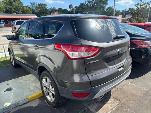Used 2014 Ford Escape FWD SE image 9