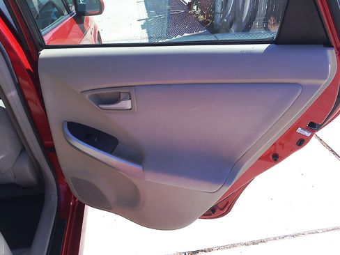 Used 2010 Toyota Prius One image 12