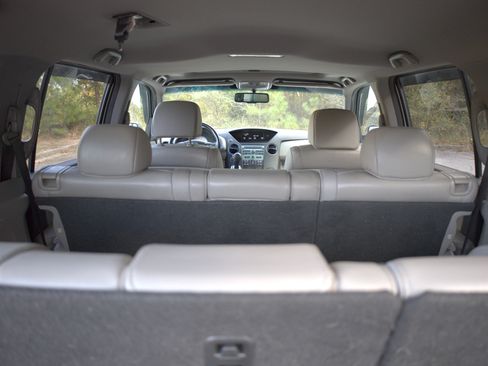 Used 2011 Honda Pilot EX-L image 19