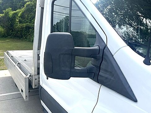 Used 2018 Ford Transit 250 138 RWD image 15