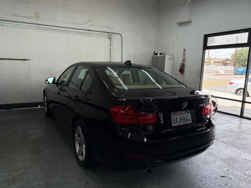 Used 2015 BMW 320i Sedan RWD image 5