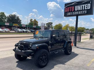 Used 2012 Jeep Wrangler Unlimited Sahara image 1