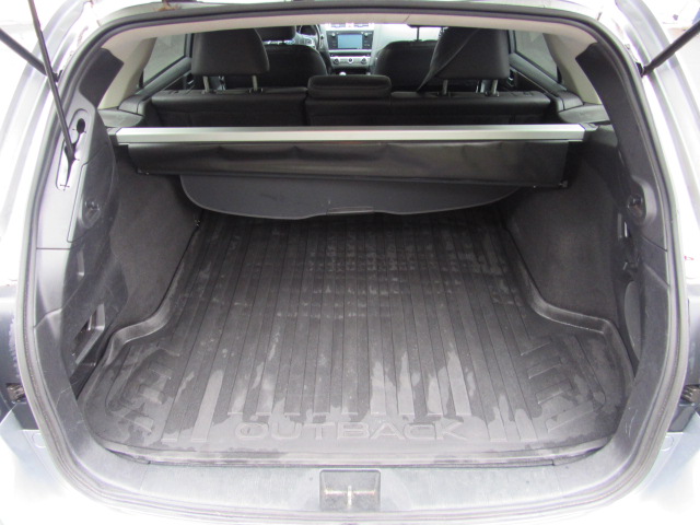 Used 2015 Subaru Outback 2.5i Limited AWD/4WD image 17